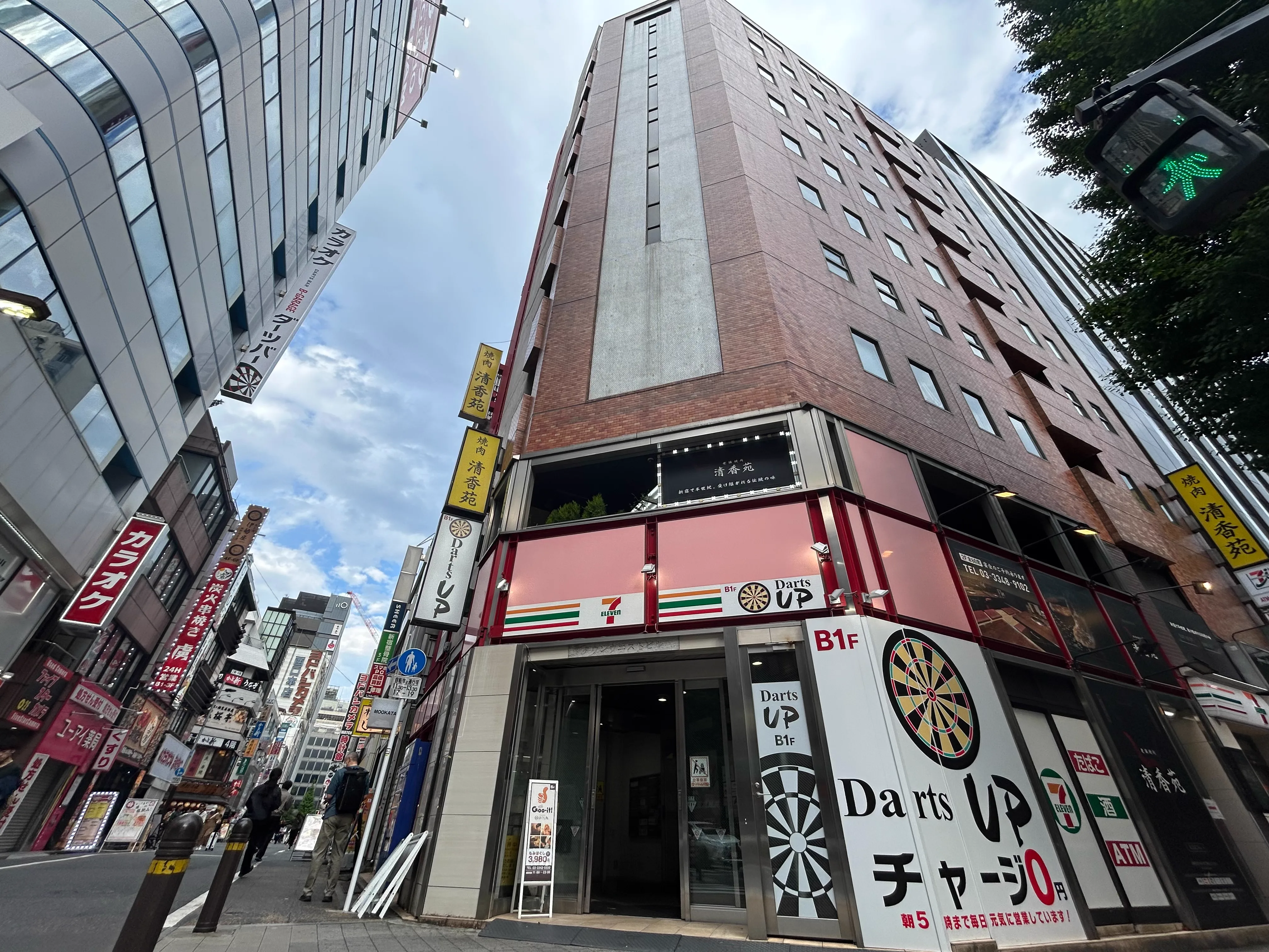 メンズ眉毛専門店ゴリラアイブロウ新宿店 写真6